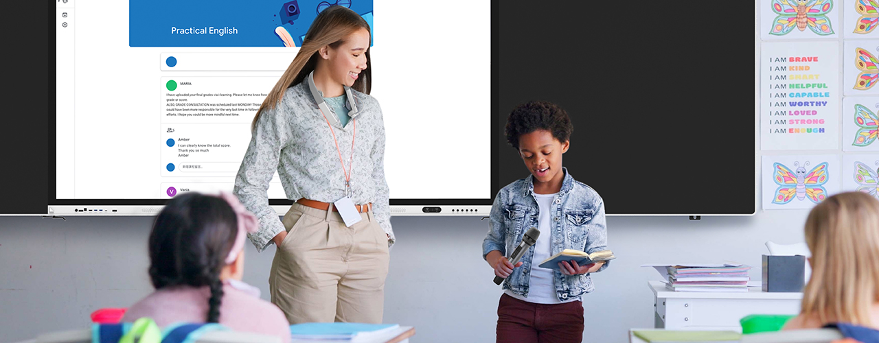 AS123RX2 supports wireless presentation with two devices simultaneously